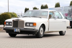 Transfēru ar «Rolls-Royce» spēkratiem kāzām, īpašām sagaidīšanām,  influenceriem piedāvā «Ax Group» 11