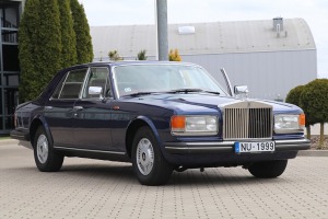 Transfēru ar «Rolls-Royce» spēkratiem kāzām, īpašām sagaidīšanām,  influenceriem piedāvā «Ax Group» 12