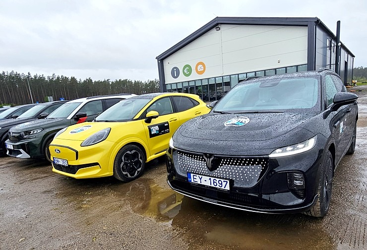Auto noma «Sixt Latvija» atbalsta elektroauto modeļu konkursu «Latvijas e-Auto 2025/26», kas noslēgsies oktobrī 371077