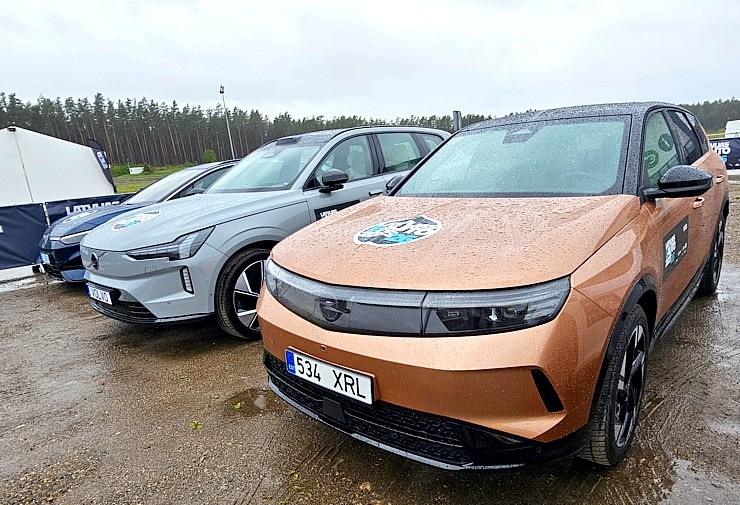 Auto noma «Sixt Latvija» atbalsta elektroauto modeļu konkursu «Latvijas e-Auto 2025/26», kas noslēgsies oktobrī 371080