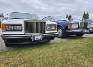 Latvijas transfēru kompānija «Ax Group» piedāvā izbraucienus un ceļojumus ar «Rolls-Royce» un šoferi 14