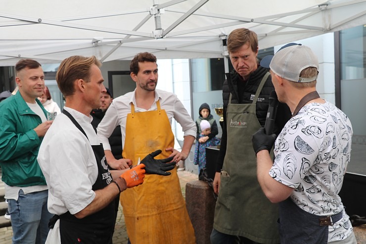Rīgas restorāns «Buržujs» jau 15. reizi  «Berga bazārā» rīko «Austeru festivālu» 371200