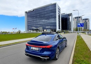 Travelnews.lv ceļo uz Siguldu un Jūrmalu ar jauno un 367 zs jaudīgo «Audi S5 Sedan» 30