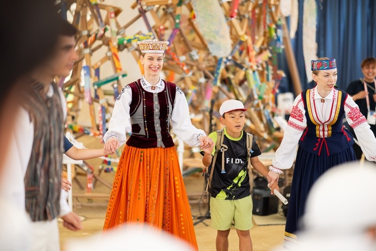 «EXPO 2025 Osaka» Japānā tiek svinēta Latvijas Nacionālā diena «Voice and Echo». Foto: Reinis Oliņš «EXPO 2025 Osaka» Japānā tiek svinēta Latvijas Nacionālā diena «Voice and Echo». Foto: Reinis Oliņš 371337
