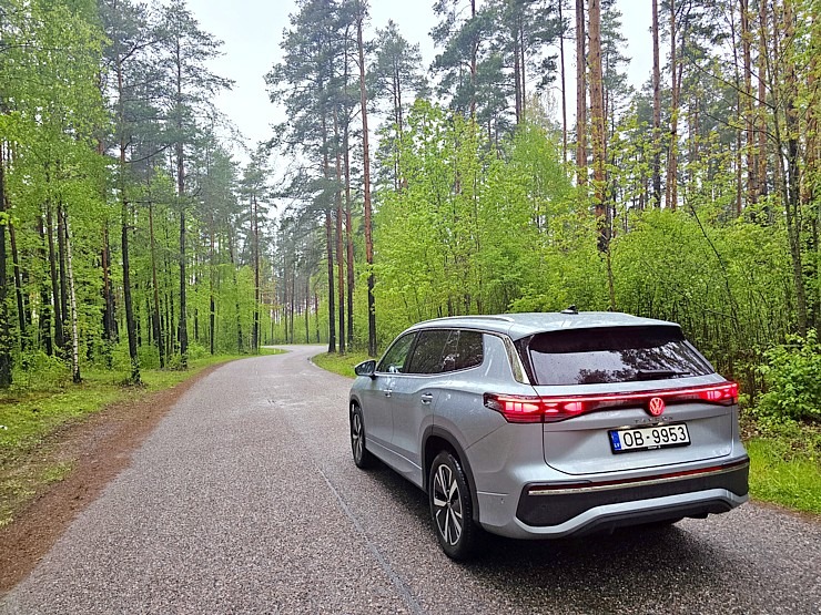 Apceļojam Latviju ar jauno un 7-vietīgo «VW Tayron 2.0 TSI OPF 4Motion» 371470