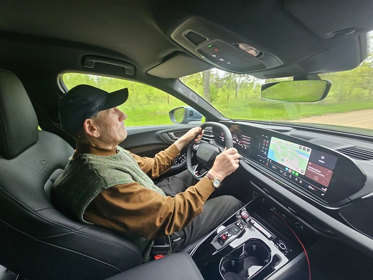 Travelnews.lv apceļo Latviju ar jauno un ceļojumiem draudzīgo «Audi A5 Avant» 371860