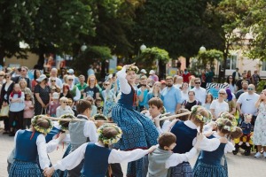 Ar skaistu gājienu Jūrmalā atklāj Kūrorta svētkus - Foto