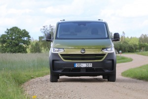 Travelnews.lv ceļo kopā ar «Gada auto» jaunajiem spēkratu pretendentiem 2
