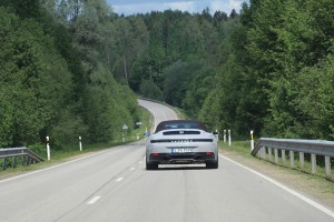 Iepazīstam 300 km garā maršrutā sešus dažādus Porsche 911 un 718 spēkratus 18