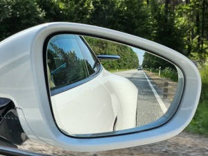 Iepazīstam 300 km garā maršrutā sešus dažādus Porsche 911 un 718 spēkratus 27