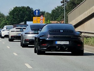 Iepazīstam 300 km garā maršrutā sešus dažādus Porsche 911 un 718 spēkratus 3
