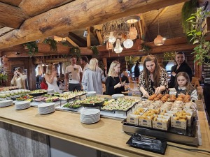 Iepazīstam «LIDO» īpašo sezonālo ēdienkarti, kas radīta par godu XIII Latvijas Skolu jaunatnes dziesmu un deju svētkiem 43