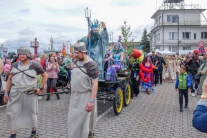 Ar košiem pasākumiem Ventspilī svin Jūras svētkus 10