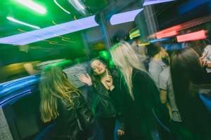 Liepājas pludmales bārā «Cukurfabrik’» iesildās pludmales festivālam «Summer Sound 2025» 17