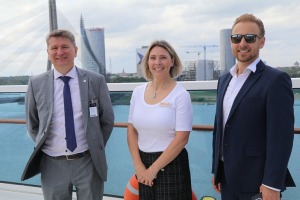 Rīgas pasažieru ostā pirmo reizi ienāk luksusa kruīza kuģis «Oceania Vista» ar 1200 pasažieru vietām 11