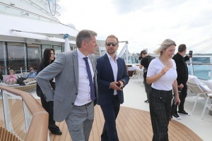 Rīgas pasažieru ostā pirmo reizi ienāk luksusa kruīza kuģis «Oceania Vista» ar 1200 pasažieru vietām 20