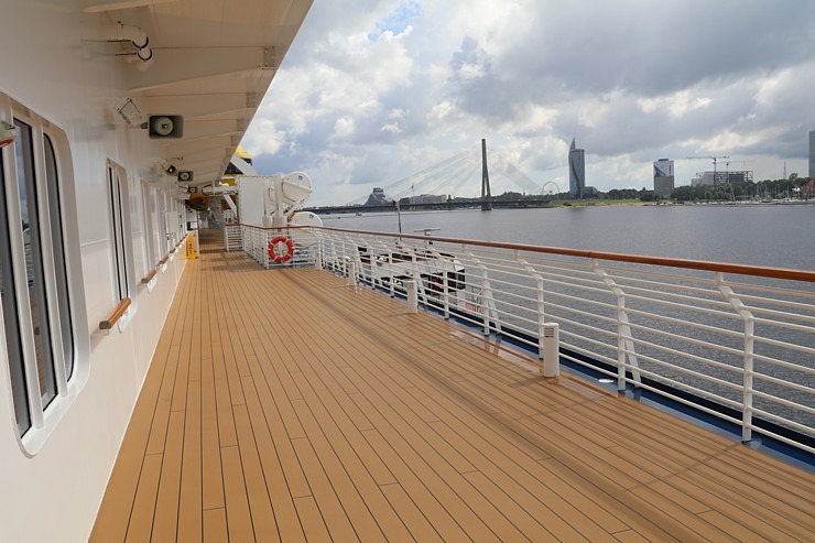 Rīgā pirmo reizi ienāk luksus kruīzu kuģis «Spirit of Adventure», kas pieder britu kompānijai «Saga Cruises» 373891