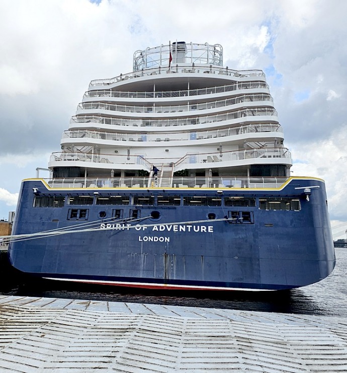 Rīgā pirmo reizi ienāk luksus kruīzu kuģis «Spirit of Adventure», kas pieder britu kompānijai «Saga Cruises» Rīgā pirmo reizi ienāk luksus kruīzu kuģis «Spirit of Adventure», kas pieder britu kompānijai «Saga Cruises» 373912