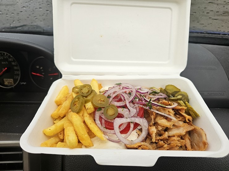 Iepazīstam un izgaršojam Krāslavas jauno kebabnīcu «Doner King», kas atrodas Aronsona ielā 5A 374072