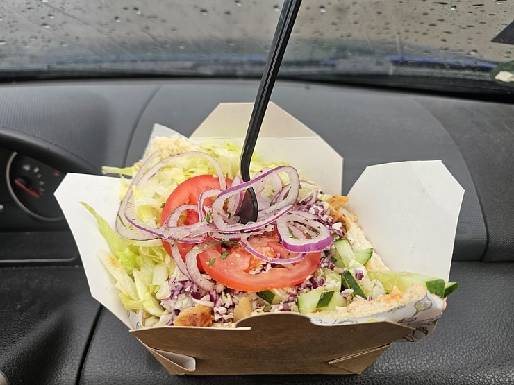 Iepazīstam un izgaršojam Krāslavas jauno kebabnīcu «Doner King», kas atrodas Aronsona ielā 5A 374074