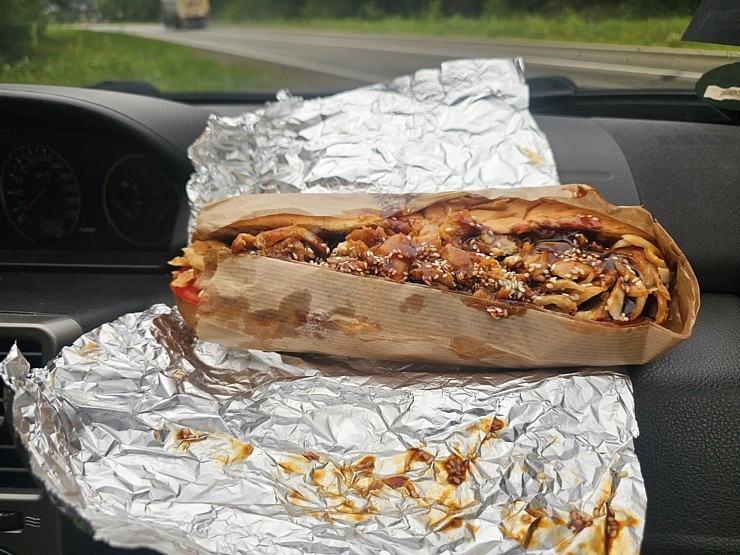 Iepazīstam un izgaršojam Krāslavas jauno kebabnīcu «Doner King», kas atrodas Aronsona ielā 5A 374075