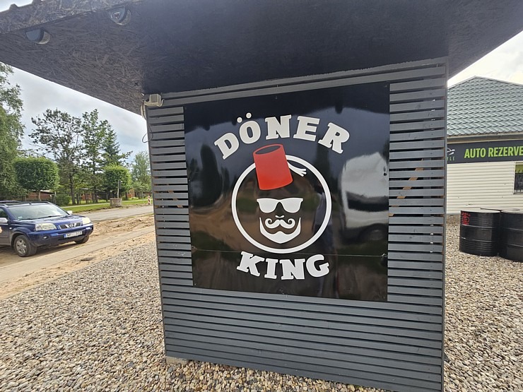 Iepazīstam un izgaršojam Krāslavas jauno kebabnīcu «Doner King», kas atrodas Aronsona ielā 5A 374063