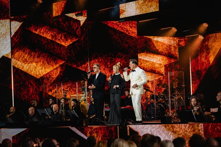 Festivāls «Laima Rendezvous Jūrmala 2025»: Šiks un sarkanais paklājs 374107