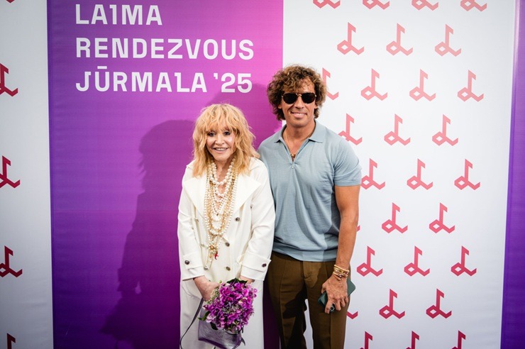 Festivāls «Laima Rendezvous Jūrmala 2025»: Šiks un sarkanais paklājs 374110