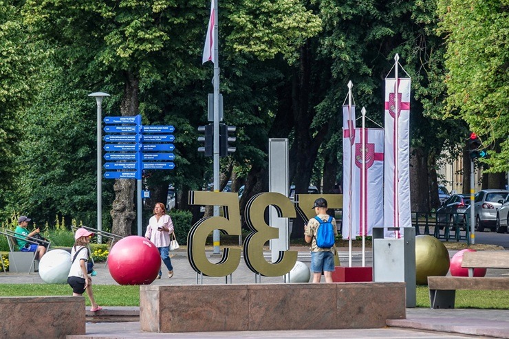 Ventspils saposta pilsētas svētku rotās 374443