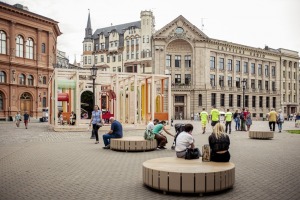 Rīgas centrā iemājojusi interaktīvā lasītava - Foto