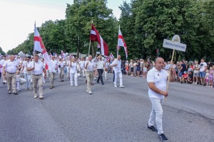 Ar košu gājienu Ventspils sāk vērienīgas svētku svinības - Foto