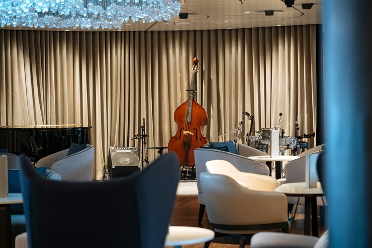 Rīgā ienāk pasaules slavenā zīmola «The Ritz-Carlton Yacht Collection» superjahta «ILMA». Foto: Valdis Skudre Rīgā ienāk pasaules slavenā zīmola «The Ritz-Carlton Yacht Collection» superjahta «ILMA». Foto: Valdis Skudre 374646