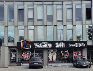 32