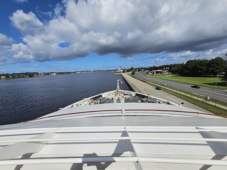 Rīgā pirmo reizi ienāk kompānijas «Ponant» piecu zvaigžņu kruīzu kuģis «Le Laperouse» 374953