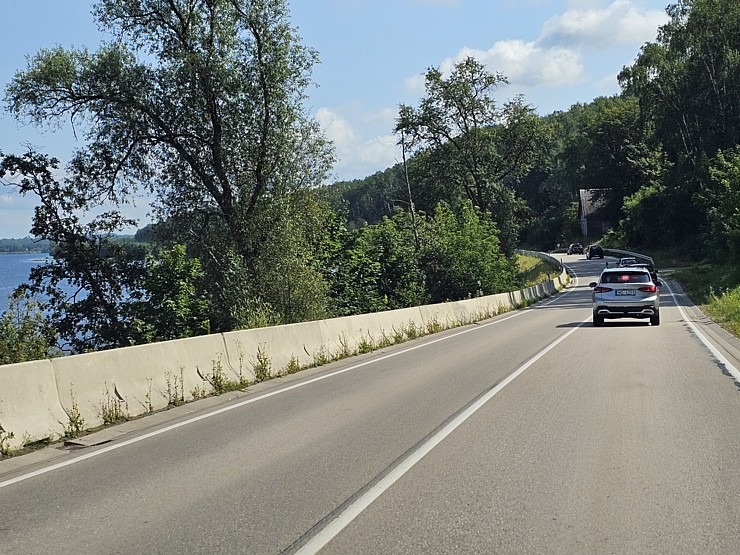 Travelnews.lv piedalās «Gada auto» testa braucienā ar 22 automašīnām 375017
