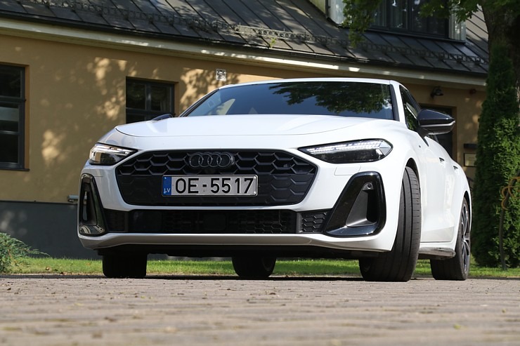 Ar jauno «Audi A5 Sedan e-hybrid» ceļojam uz Skrundu muižu Kuldīgas novadā 375166