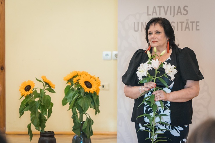 Latvijas Universitātes bibliotēkā atklāj izstādi par maģiju un mistērijām Latvijas vēsturē 375334