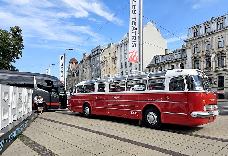 Retro autobusu festivāls - «Lux Express Latvia» atzīmē 30 gadu jubileju pasažieru pārvadājumu jomā 375407