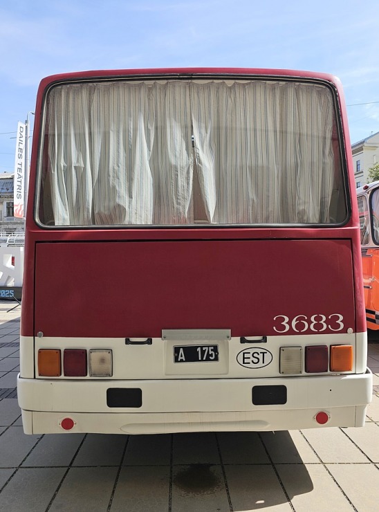 Retro autobusu festivāls - «Lux Express Latvia» atzīmē 30 gadu jubileju pasažieru pārvadājumu jomā 375416