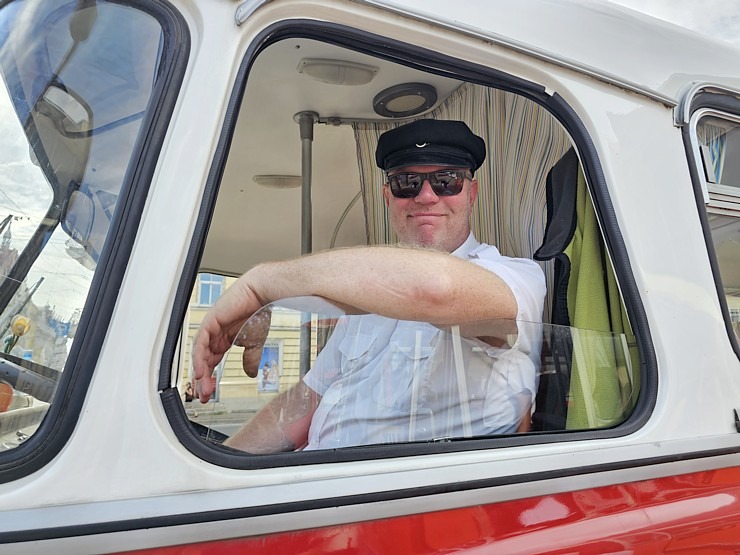 Retro autobusu festivāls - «Lux Express Latvia» atzīmē 30 gadu jubileju pasažieru pārvadājumu jomā 375421