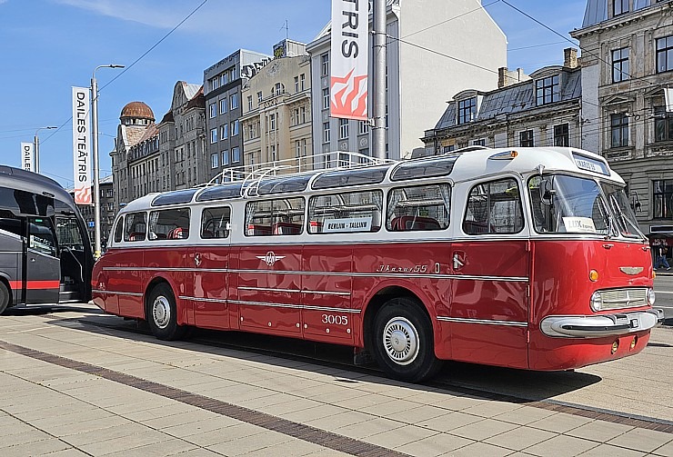 Retro autobusu festivāls - «Lux Express Latvia» atzīmē 30 gadu jubileju pasažieru pārvadājumu jomā 375427
