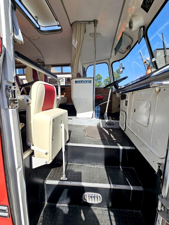 Retro autobusu festivāls - «Lux Express Latvia» atzīmē 30 gadu jubileju pasažieru pārvadājumu jomā 375435