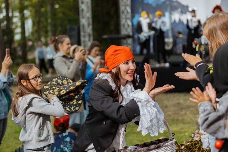 Jūrmalas Mežaparks pārtop par piedzīvojumu, burvestību un neparastu noskaņu valstību 375521