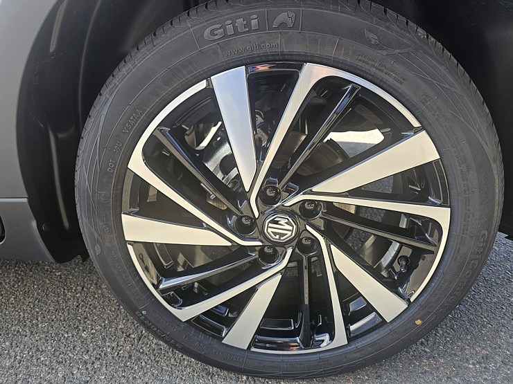 Ar jauno «MG ZS Hybrid+» no «Autobrava» apceļojam Vidzemi 375613