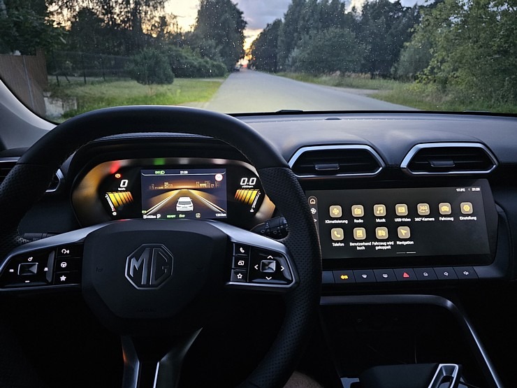 Ar jauno «MG ZS Hybrid+» no «Autobrava» apceļojam Vidzemi 375622