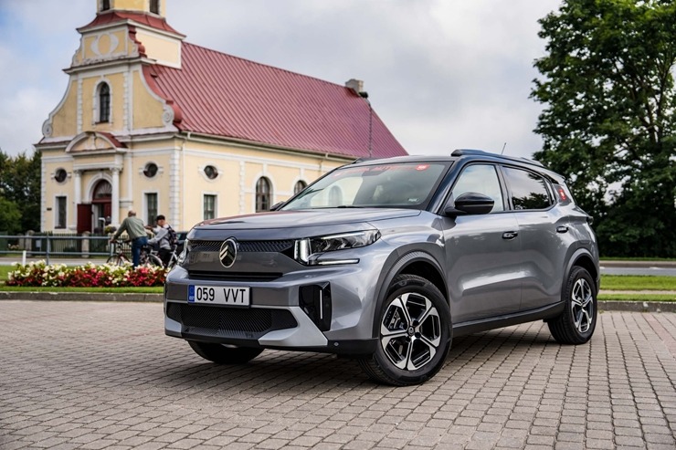 «Gada auto 2026» - jauni zīmoli, elektriskie spēkrati un pat kravas buss. Foto: Gadaauto.lv 375797