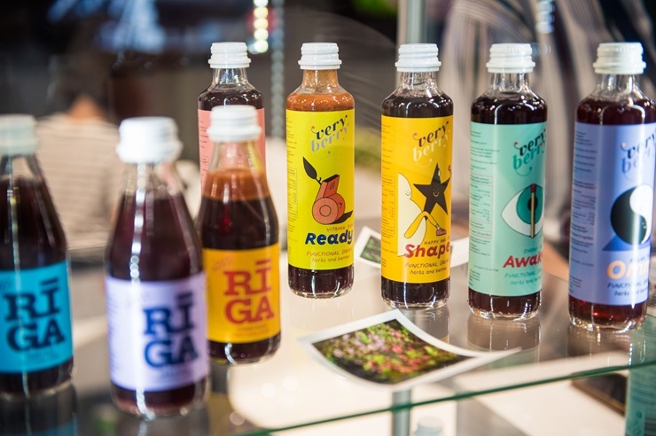 Ķīpsalā norit Baltijas lielākā pārtikas industrijas izstāde «Riga Food 2025», kurai ir jau 30 gadu dzimšanas diena. Foto: Ieva Makare 376347