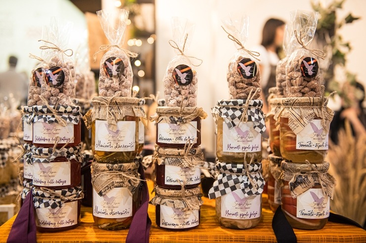 Ķīpsalā norit Baltijas lielākā pārtikas industrijas izstāde «Riga Food 2025», kurai ir jau 30 gadu dzimšanas diena. Foto: Ieva Makare 376379