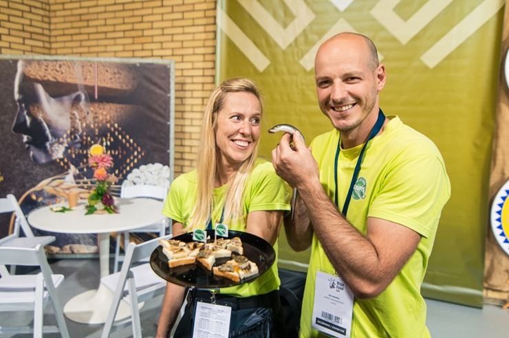 Ķīpsalā norit Baltijas lielākā pārtikas industrijas izstāde «Riga Food 2025», kurai ir jau 30 gadu dzimšanas diena. Foto: Ieva Makare Ķīpsalā norit Baltijas lielākā pārtikas industrijas izstāde «Riga Food 2025», kurai ir jau 30 gadu dzimšanas diena. Foto: Ieva Makare 376392