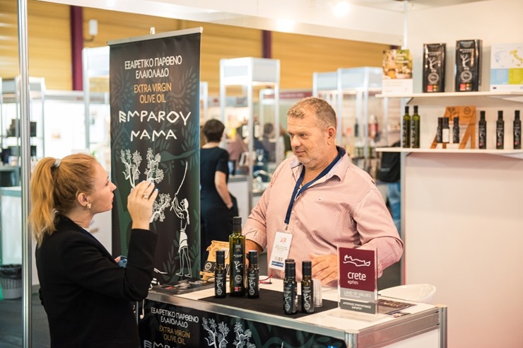 Ķīpsalā norit Baltijas lielākā pārtikas industrijas izstāde «Riga Food 2025», kurai ir jau 30 gadu dzimšanas diena. Foto: Ieva Makare Ķīpsalā norit Baltijas lielākā pārtikas industrijas izstāde «Riga Food 2025», kurai ir jau 30 gadu dzimšanas diena. Foto: Ieva Makare 376402